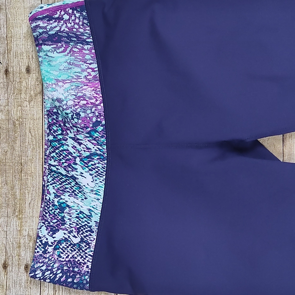 Fabletics Rio Run Crop Leggings - Picture 5 of 10